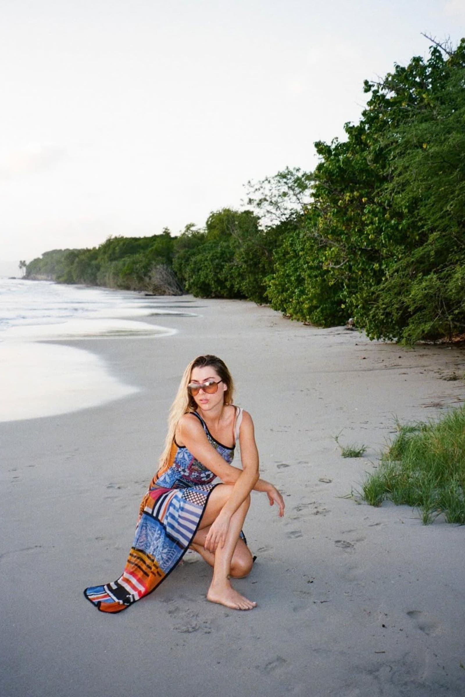 Loue Mini Robe Save The Queen | Extended