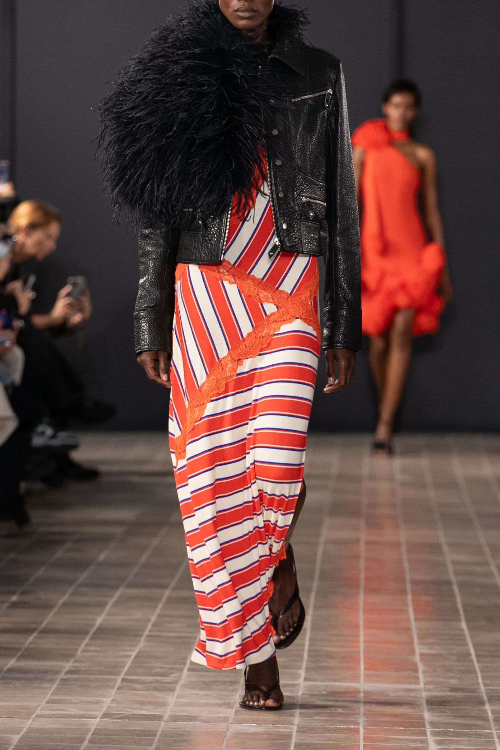 Loue Vaillant Studio Robe à Rayures | Extended