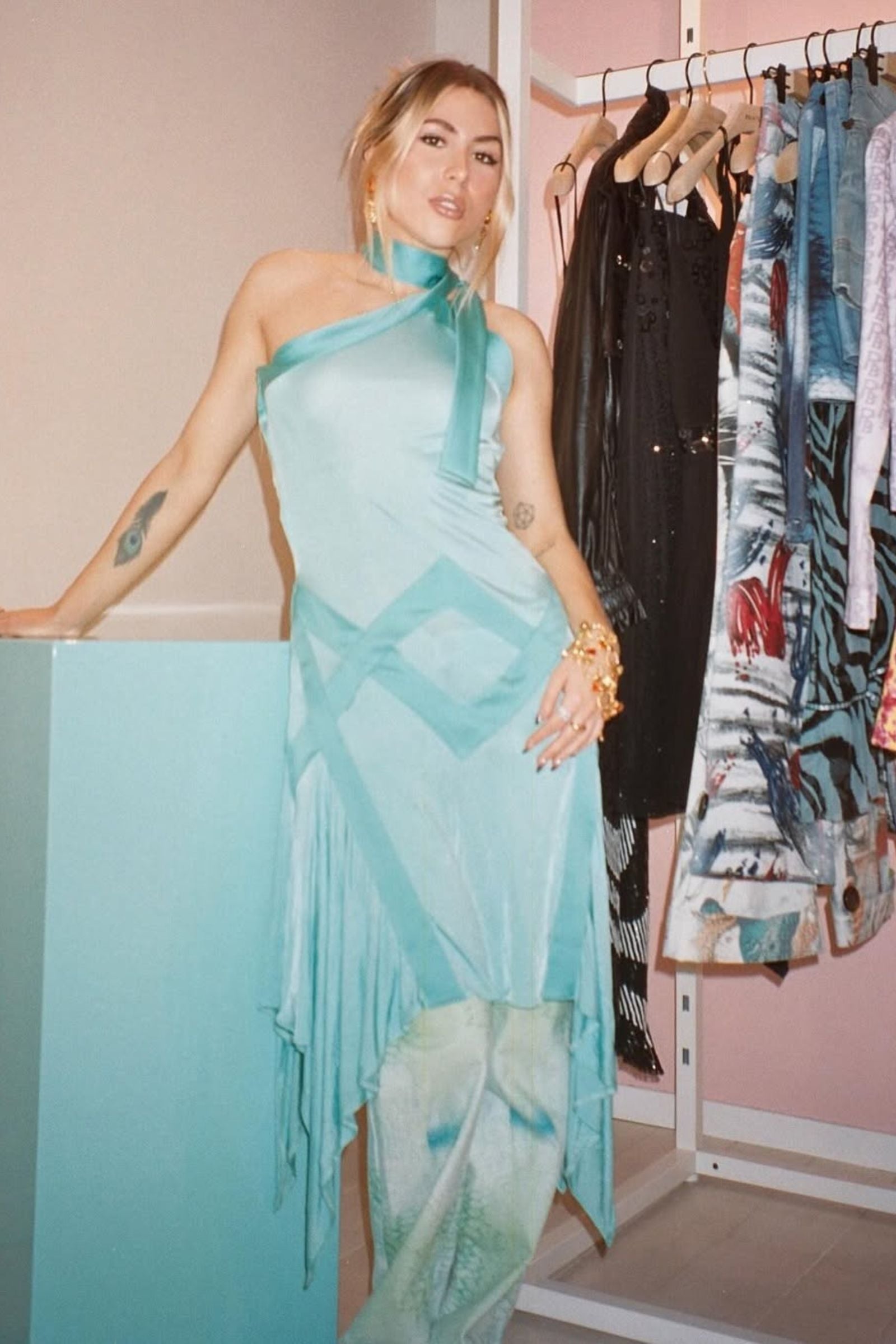 Loue Robe Roberto Cavalli Turquoise | Extended