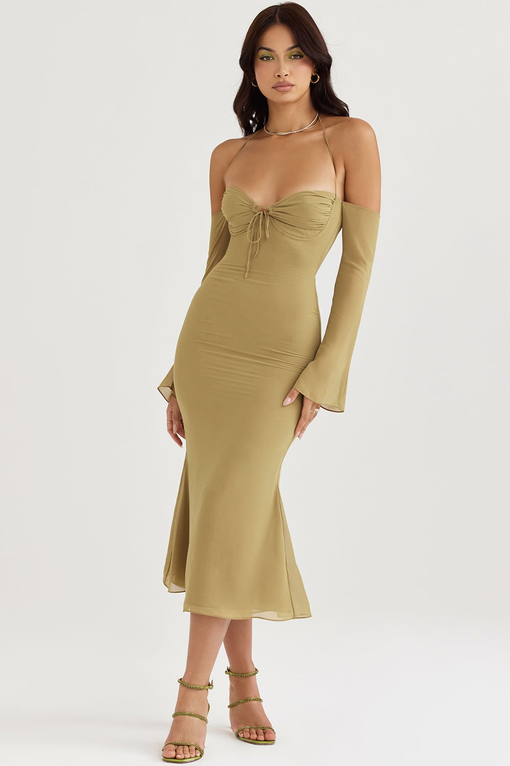 Loue House of CB Robe Naomi | Extended